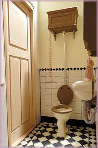 poppenhuis toilet 3